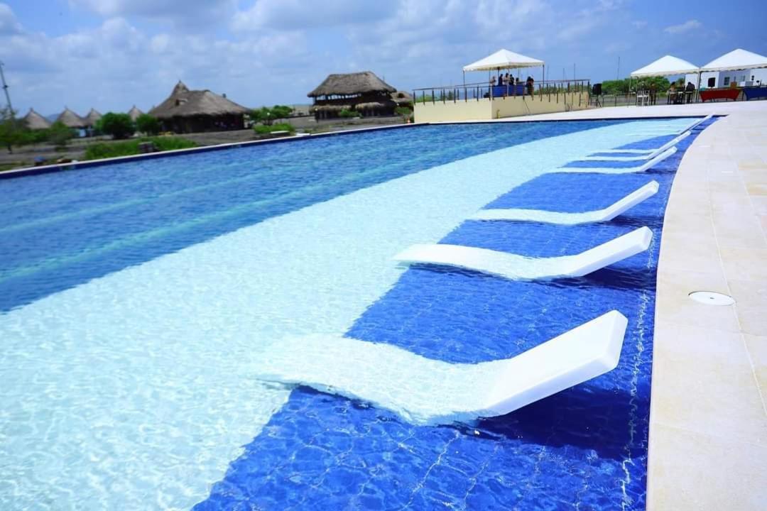 Cabana Puerto Velero Puerto Caimán Esterno foto